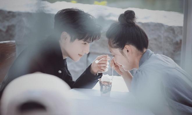 婴儿的肚脐,新手父母该如何护理?在给婴儿洗澡时要注意什么?-专业的问答网站